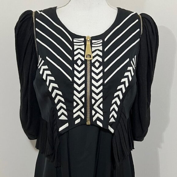 Ginger & Smart Black & White Sleeveless Dress & Matching Jacket - Picture 2 of 11